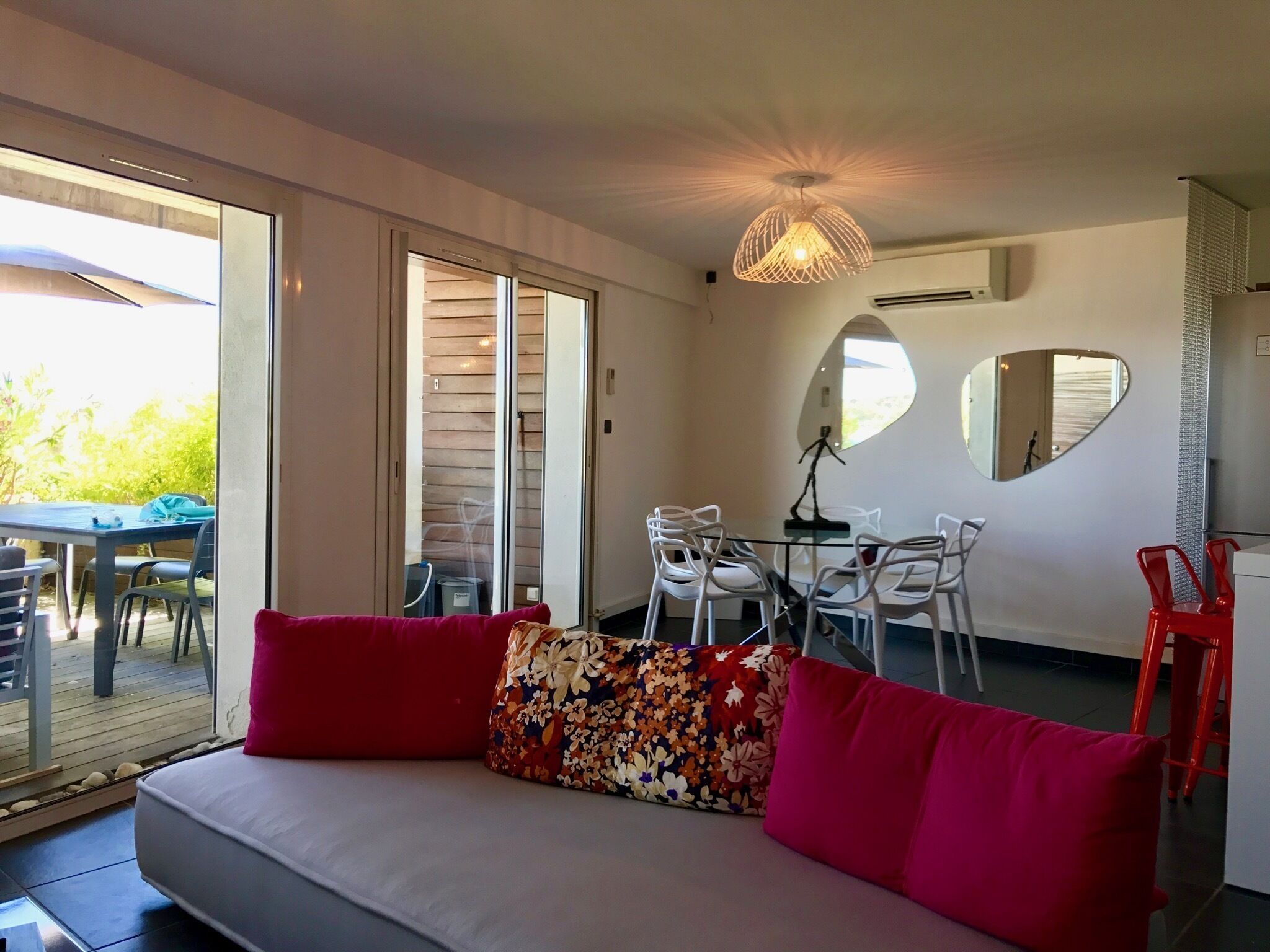Standing apartment for 6 people with sea view and direct sea access