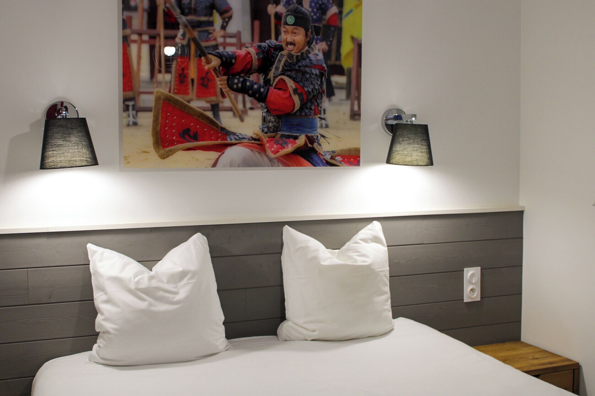 2 slaapkamers, een strijkplank/strijkijzer, reisbedje, wifi