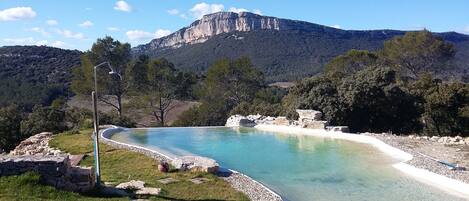 An infinity pool