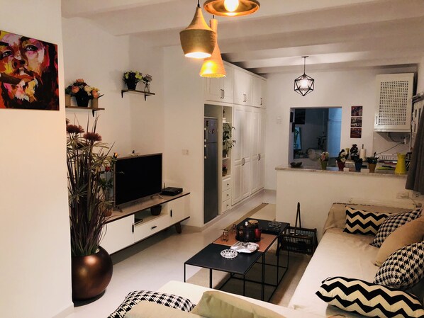 Smart TV - The most charming appartement in La Marsa (Sidi Dhrif)