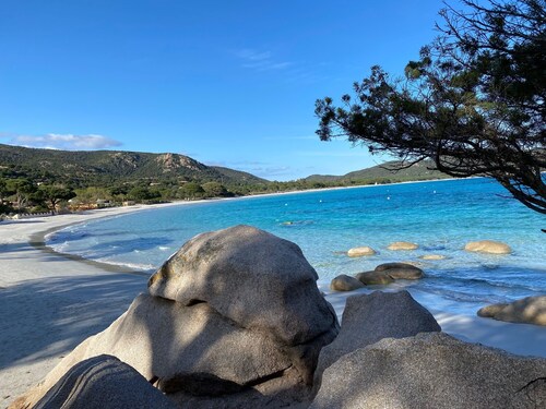 Beautiful villa with exceptional sea view and secure swimming pool