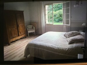 3 chambres, draps fournis