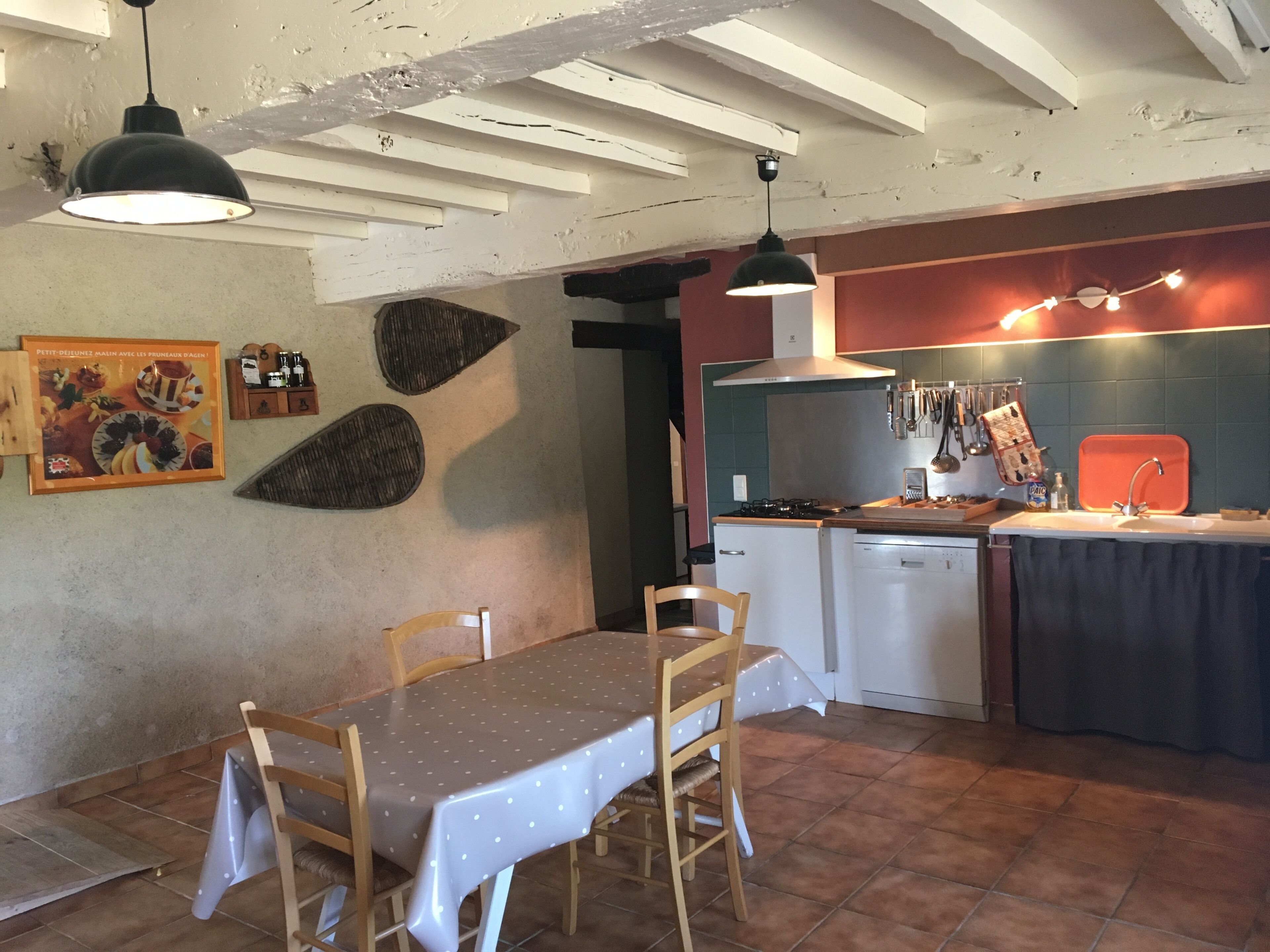 A group gîte, 37 places, 13 rooms between Lectoure and Condom