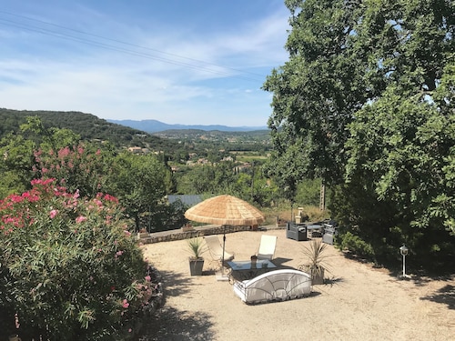 GITE LES LAVANDES - MAS DU VIEUX CHENE - MIT POOL - FRIEDLICH 