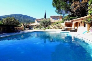 Piscine extérieure