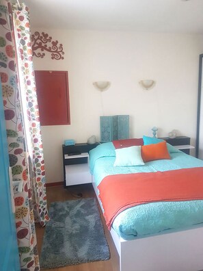 2 bedrooms, iron/ironing board, bed sheets - Large house of character in the heart of Suisse Normande (Clécy)