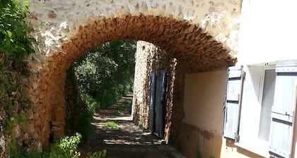 In Verdon Natural Park on the edge of the low Verdon Gorge, Lake Esparon