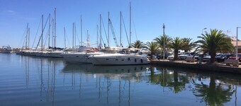 Detached house divided into 4 fully-equipped apartments.