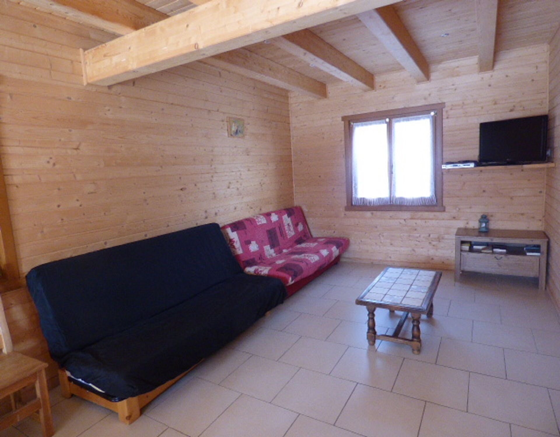 Large capacity chalet with terrace 