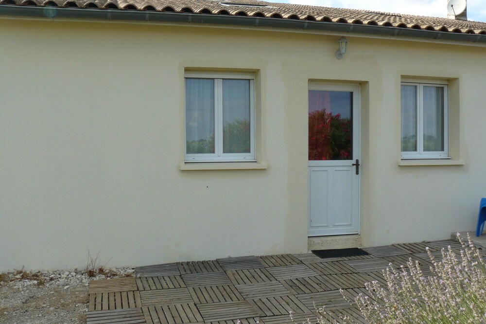 Room and mezzanine 1 to 4 people with private bathroom