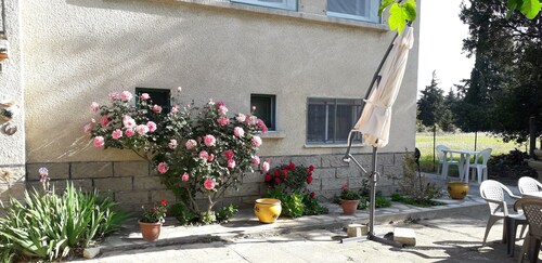 seasonal rental of a villa in the countryside