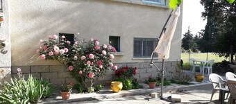 seasonal rental of a villa in the countryside