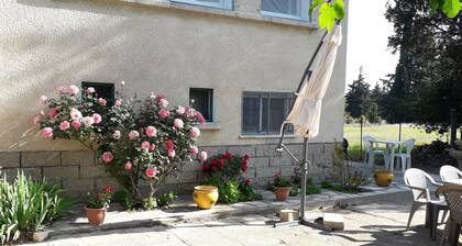 seasonal rental of a villa in the countryside