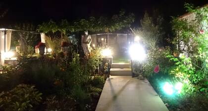 La campagne à la ville à La Guédine classée 3 étoiles