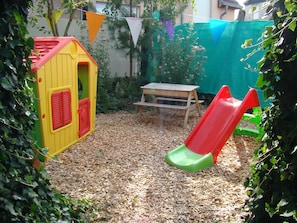 Children’s area - Villa in the heart of the Potters for 10 people (Soufflenheim)