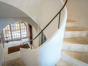 Interior - Stunning panoramic views and heated pool in Roussillon (Roussillon)