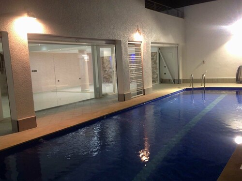 Rental of a villa of 630m