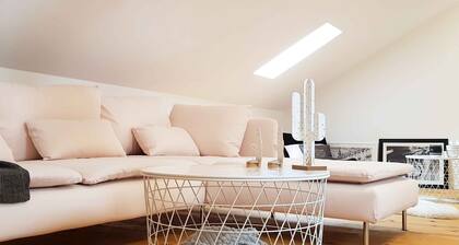 Le Duplex du Bas Rebberg - Facing Train Station