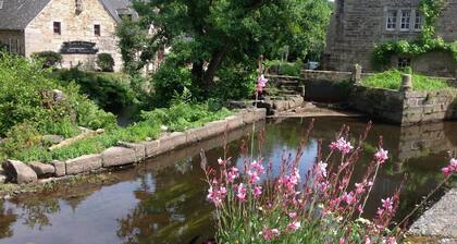 ARGOAT - view of the Aven