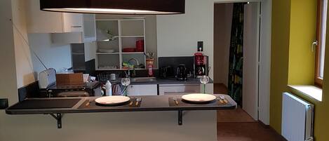 Fridge, microwave, oven, dishwasher