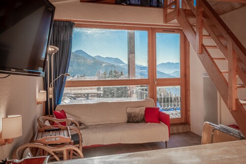 Arc 1800 apartment with mezzanine 5 people very beautiful view