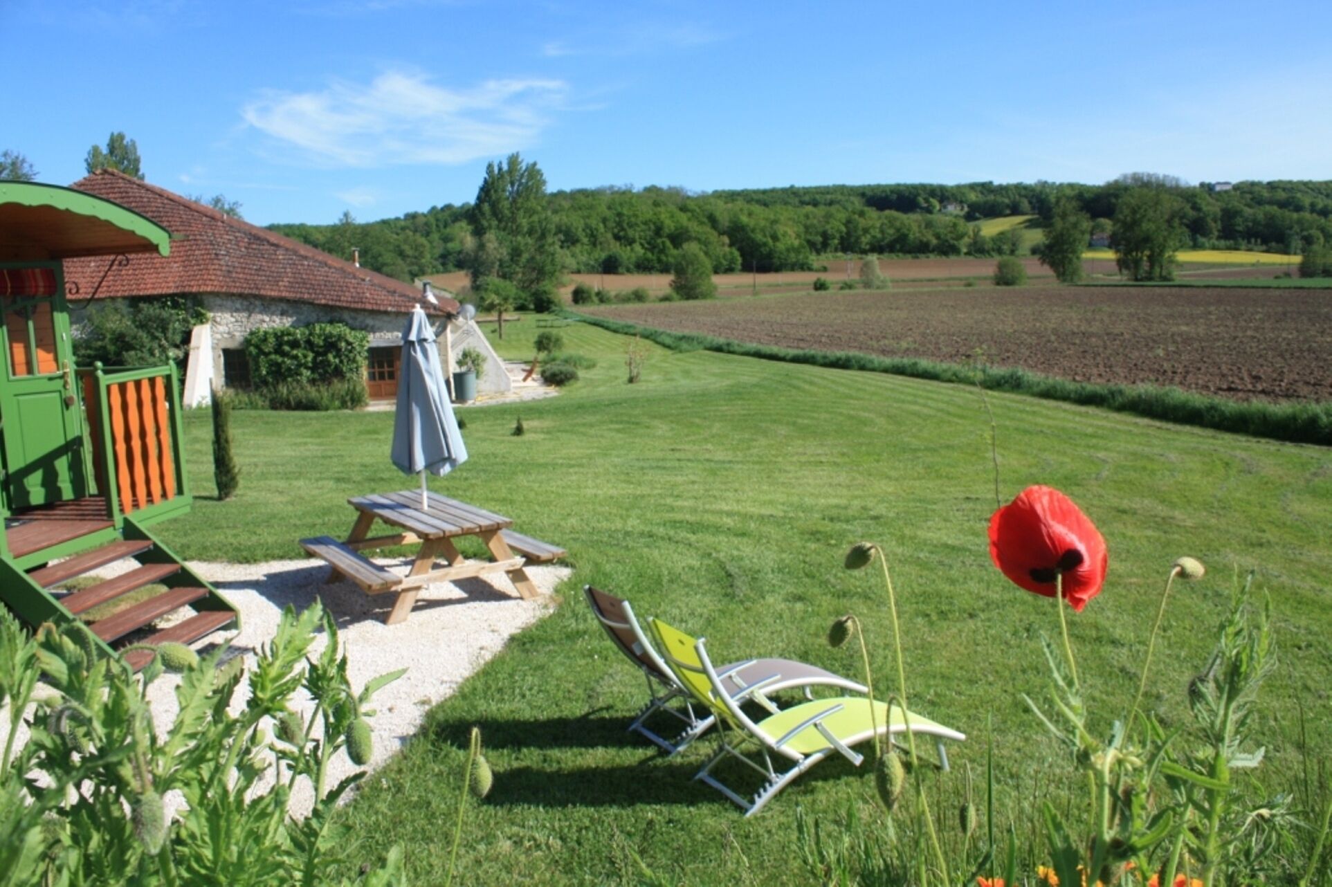 LA ROULOTTE DE ROQUECOR - GITES GRAND PRE! - WITH POOL - QUERCY SOUTH WEST