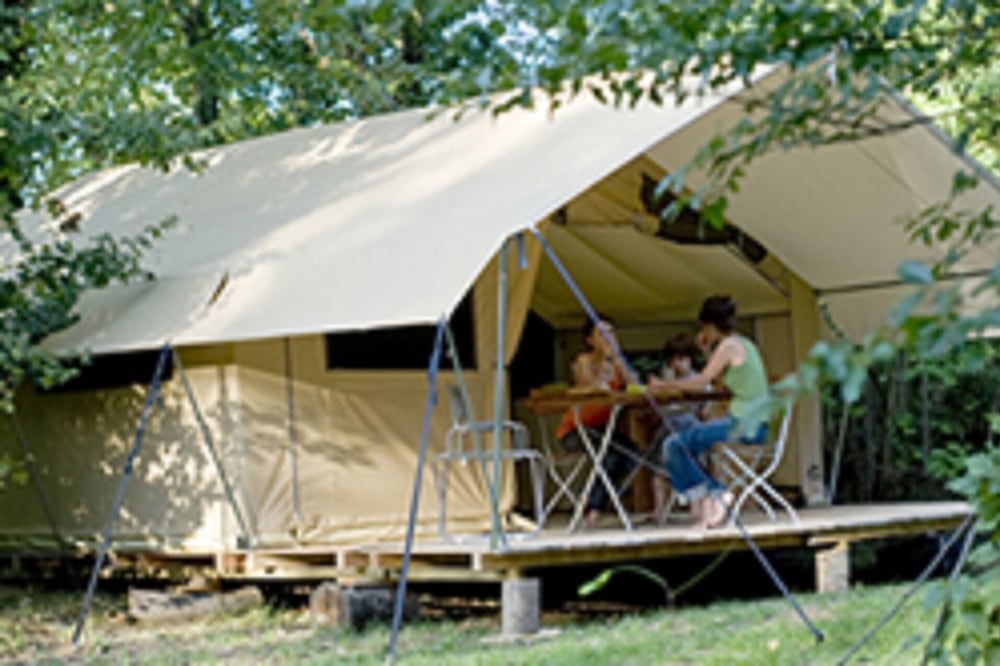 The Classic V Wood & Canvas tent - Up to 5 people - 25 m² NUMBER 3