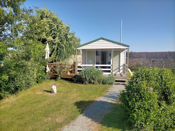 Exterior - Quiet 2 bedroom cottage close to nature (Cabariot)