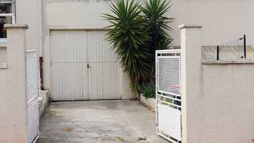 Enceinte de lâhĂ©bergement