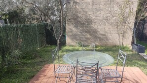 Outdoor dining - MAISONETTE T2 30 M2 (Carpentras)
