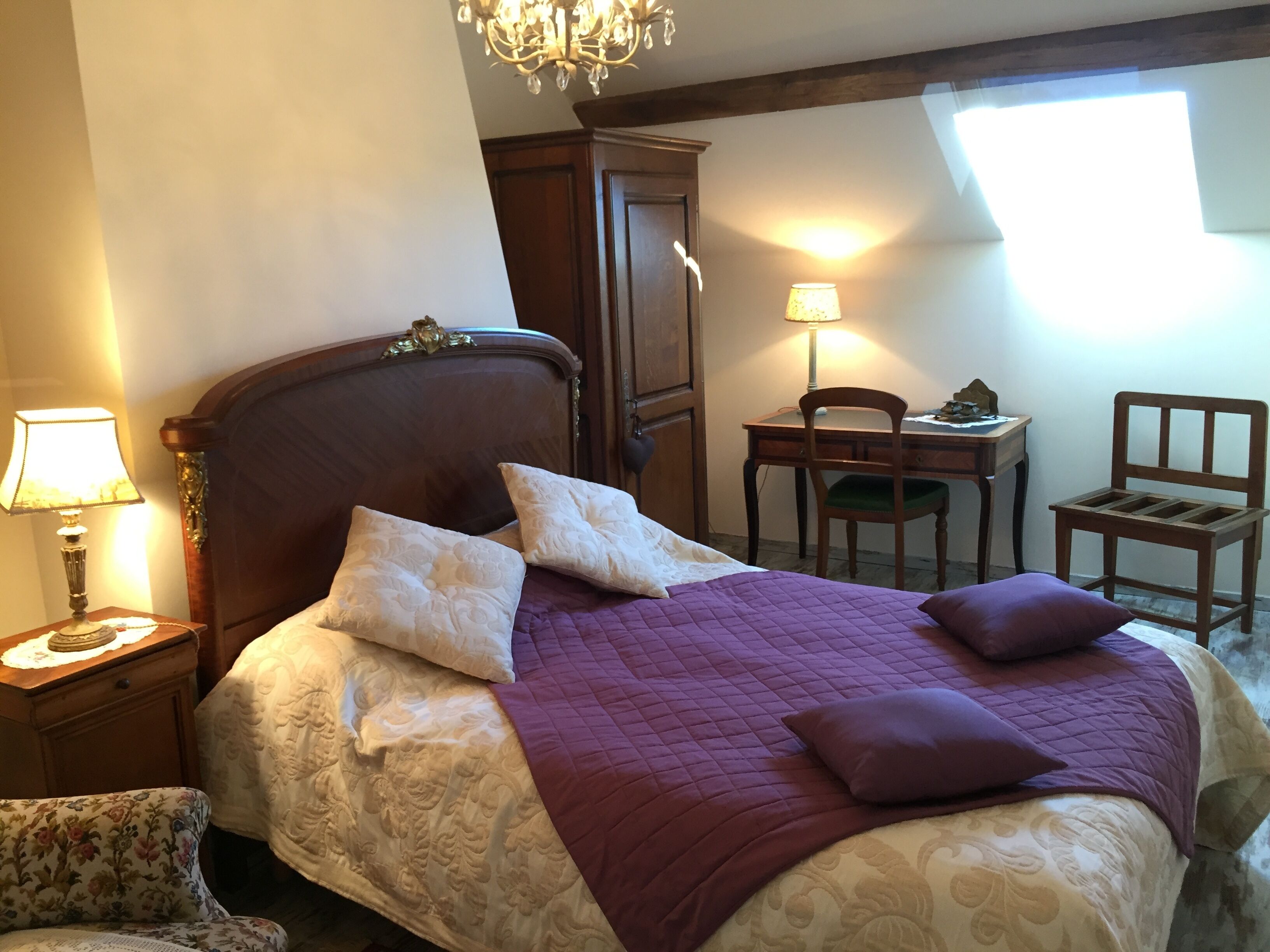 3 Schlafzimmer, Schreibtisch, Bügeleisen/Bügelbrett, Reisekinderbett