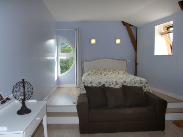 1 habitación, cuna de viaje, wifi gratis y ropa de cama