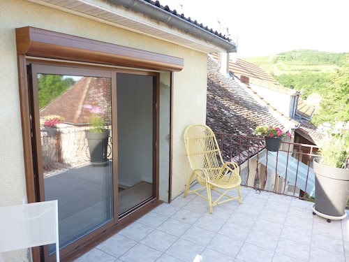 Calm and greenery in wine country bourguignon