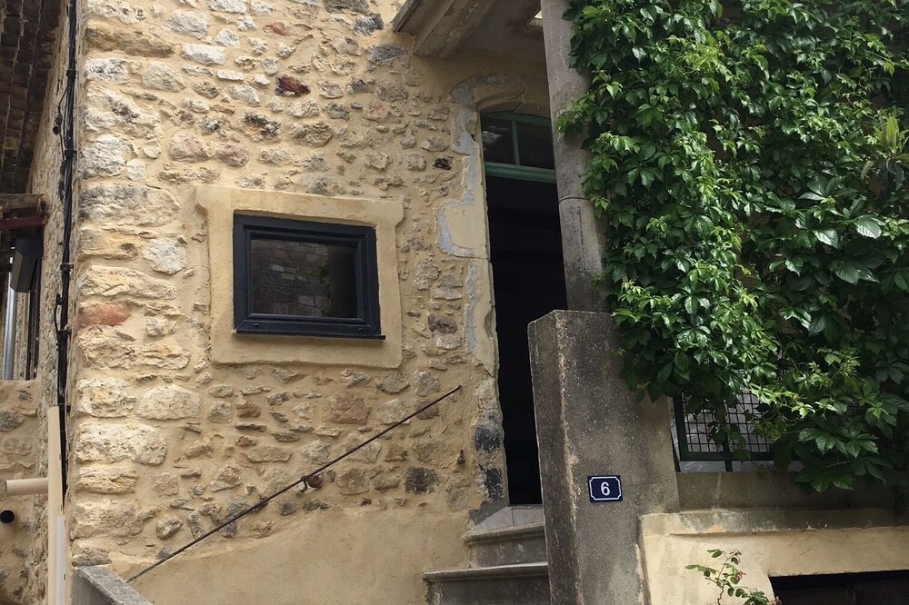 Totally renovated cottage for 8 people in the heart of the Cèze valley