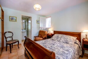 2 chambres, fer et planche à repasser, lit parapluie, Wi-Fi gratuit