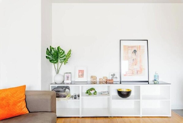 Interior - Magnificent, bright, modern and very quiet apartment with terrace. (Lyon)