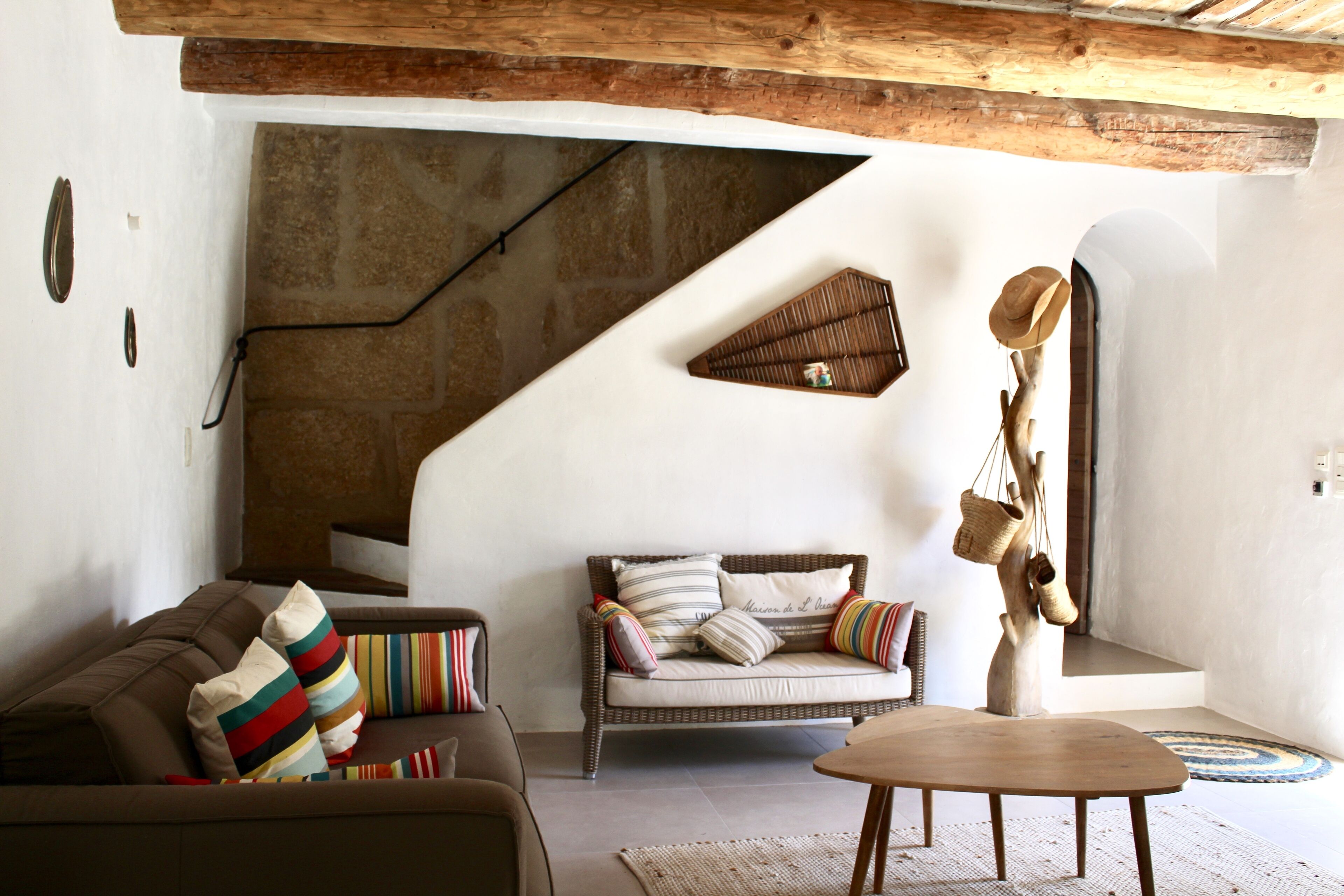 privatization of the hamlet of Garandeau couch 50 p. and reception room of 200 p.