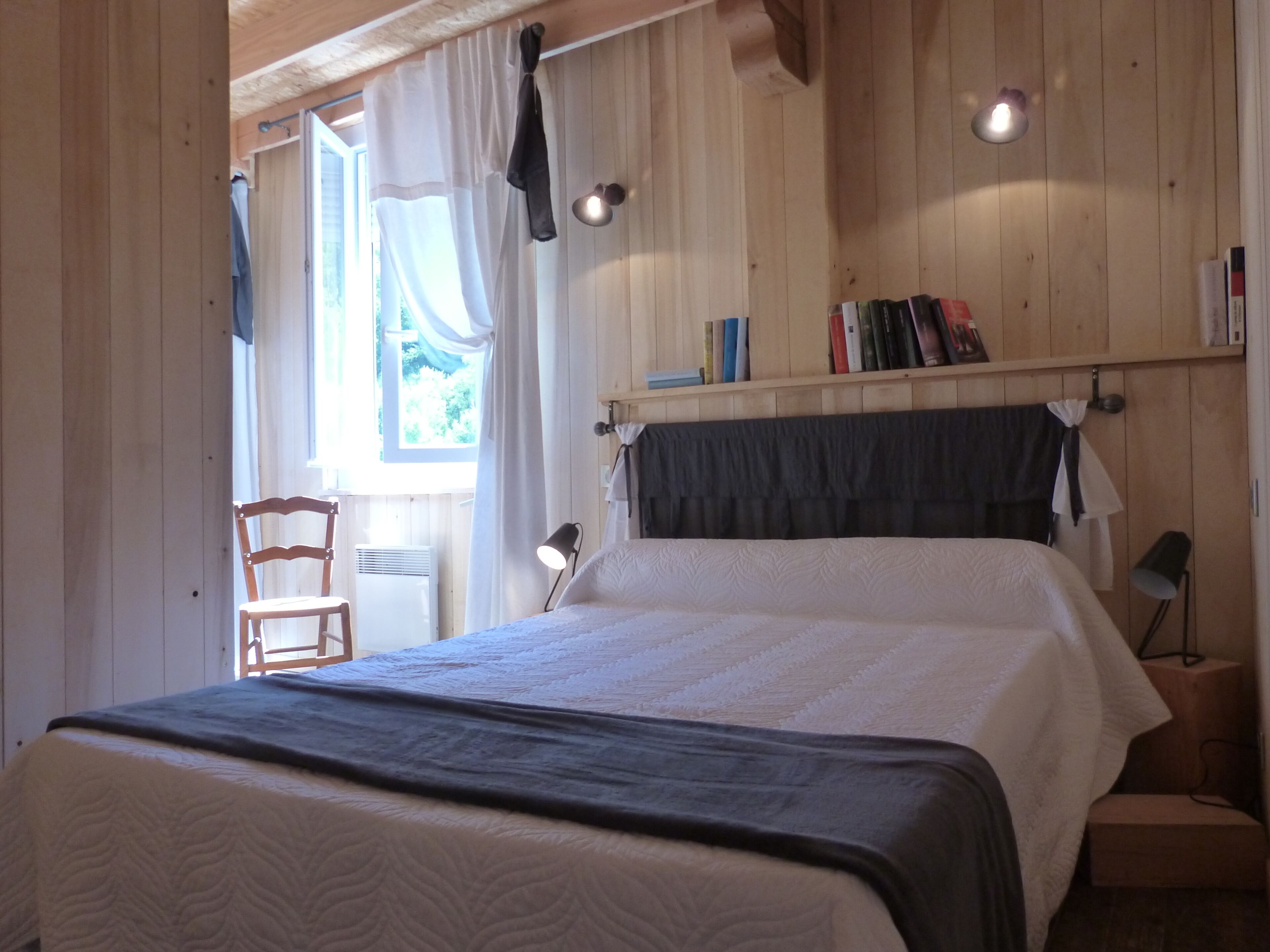 SEASONAL GITE AXAT AUDE BETWEEN SEA AND MOUNTAIN IN THE COUNTRY OF CASTLES CATHARES