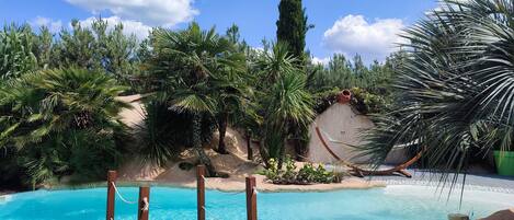 Outdoor pool, a heated pool