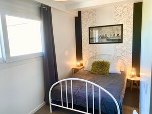 2 soverom og reiseseng for barn