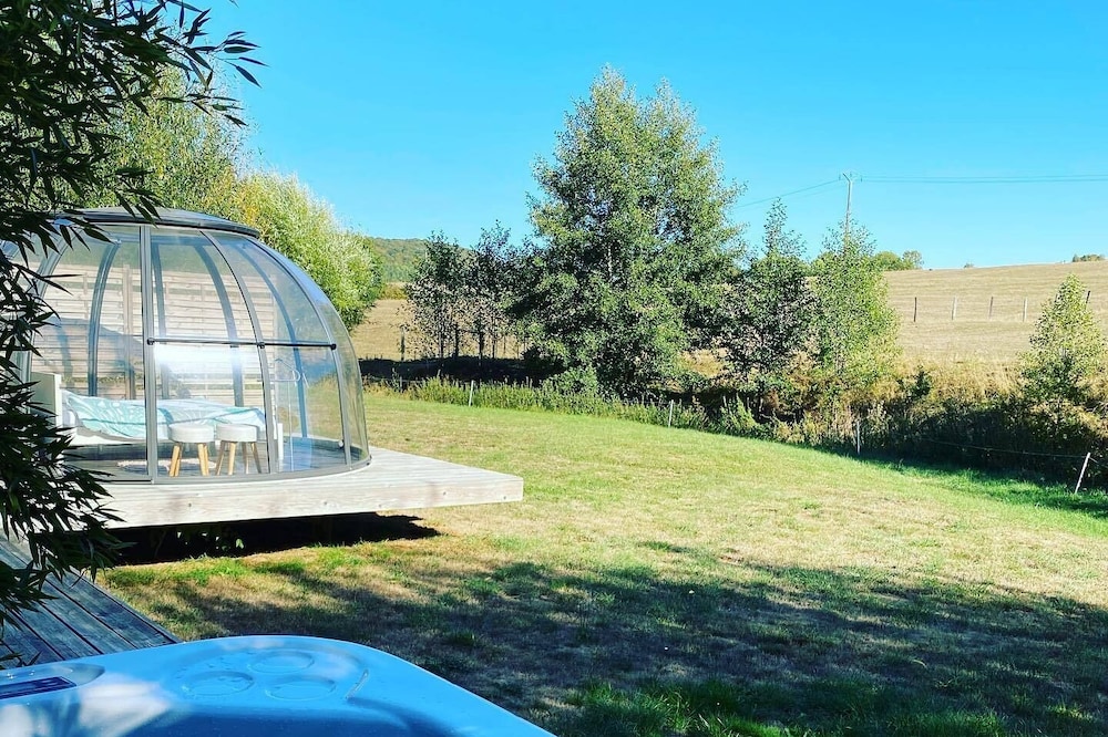 Bulle with adjoining chalet SPA and private sauna