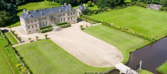 House located in the park of the castle of Pont-Rilly in Negreville Manche