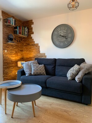 TV, books