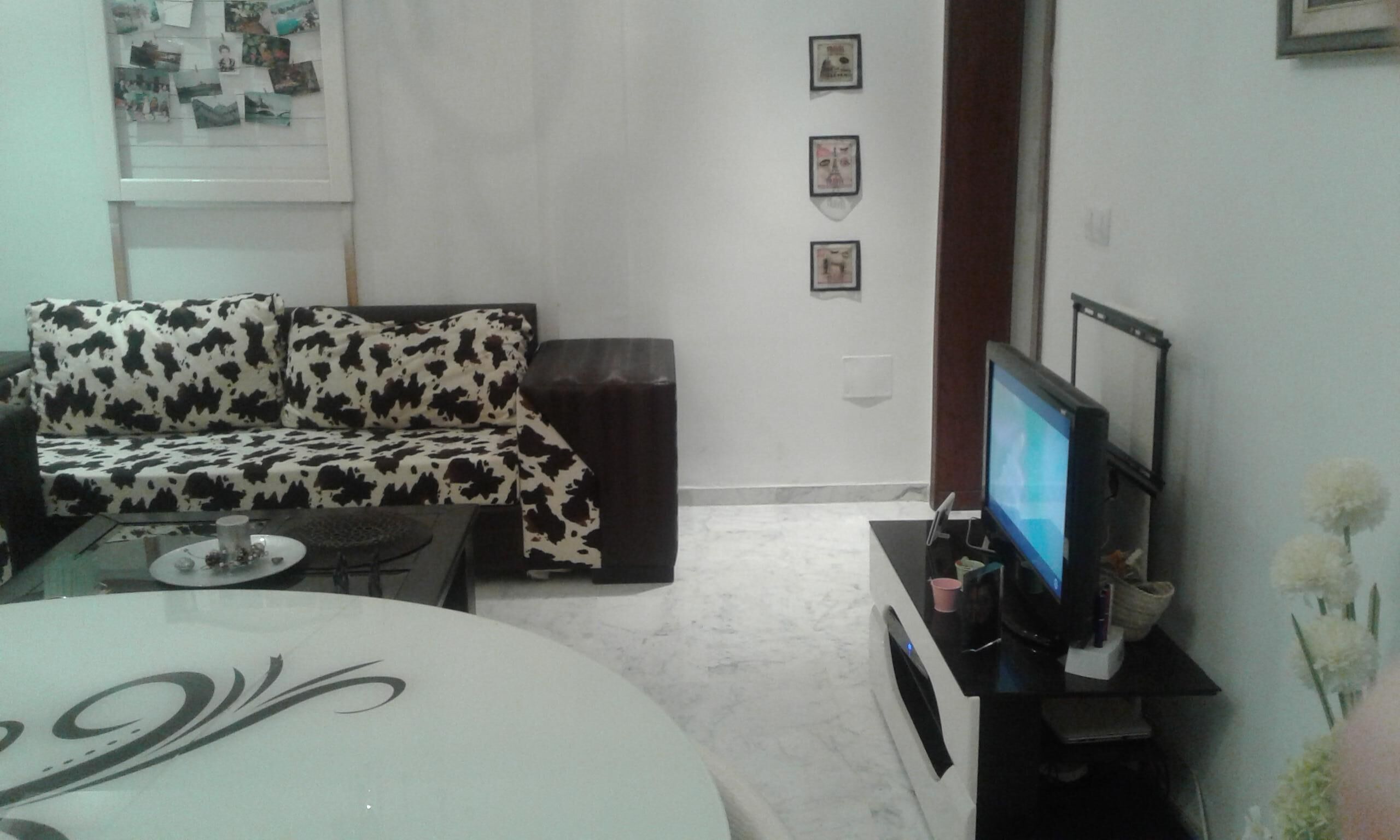 Beautiful Apartment Richly Furnished In Pleasant Residence - Tunus şehir