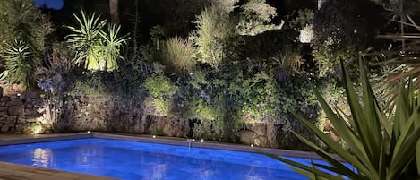 Piscine extérieure, piscine chauffée