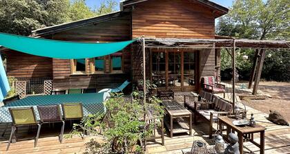 Spacieuse maison éco habitat de 180m2 pour 10 pers en Bordure de riviÚre