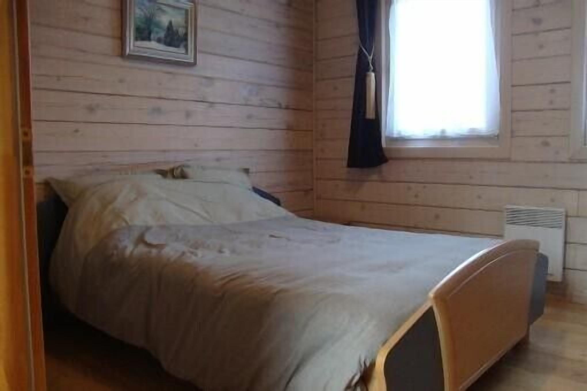 COQUET GITE ON THE EDGE OF THE RIVER FOR HOLIDAYS OR BUSINESS TRAVEL