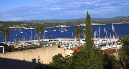 DUPLEX AVEC GARAGE ENTRE PLAGES ET CENTRE VILLE