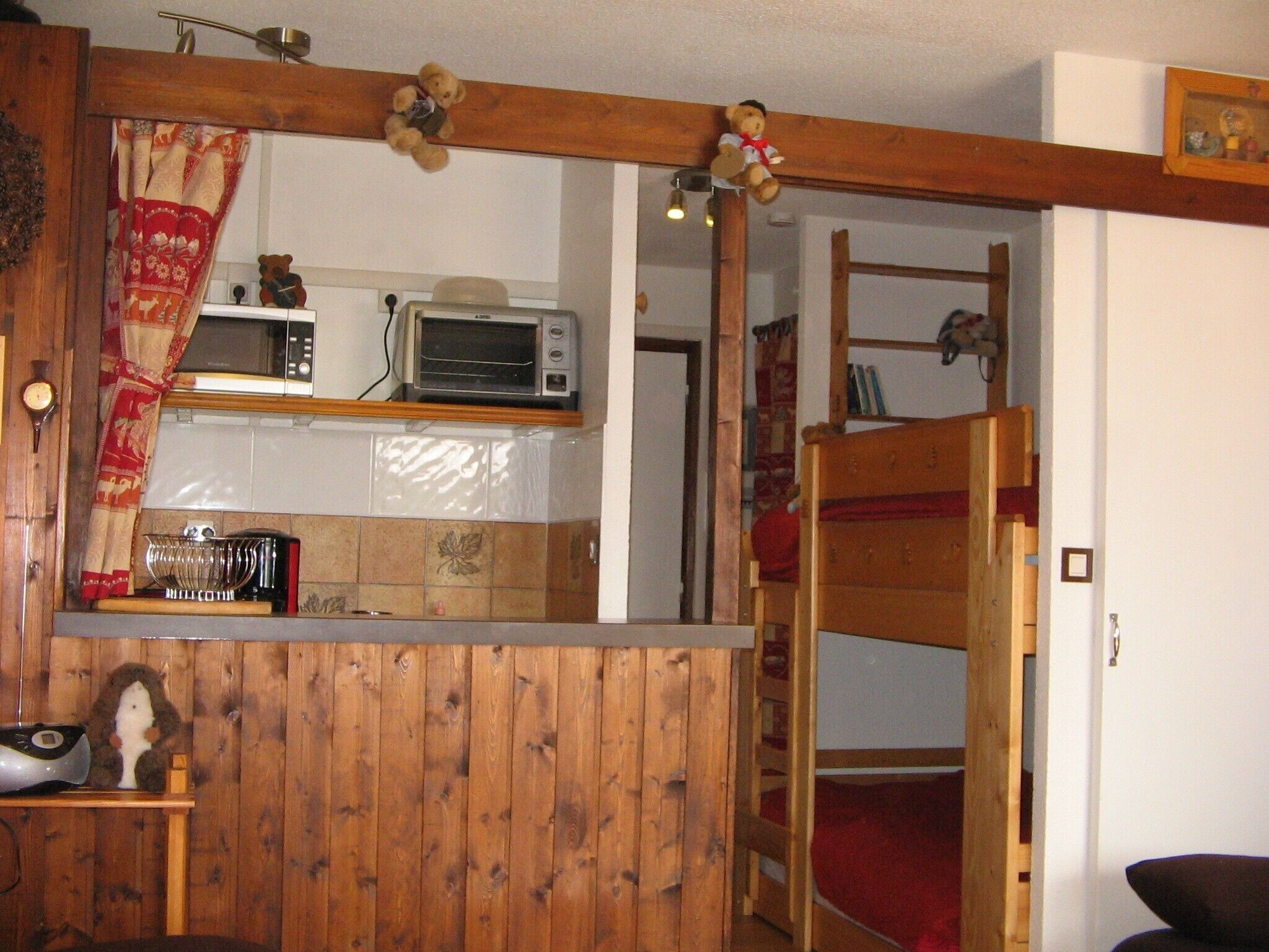 Stud 4 pers 27 m2 comfortable, well located, sunny. Weeks and weekends