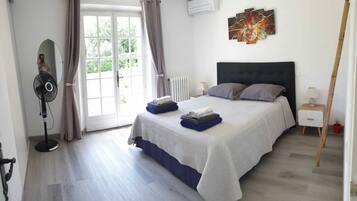 3 chambres, fer et planche à repasser, lit parapluie, Wi-Fi gratuit
